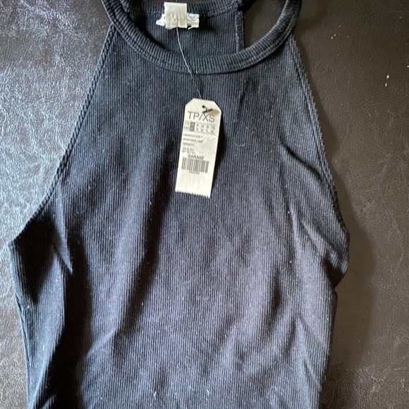 black garage tank top - Picture 3 of 6